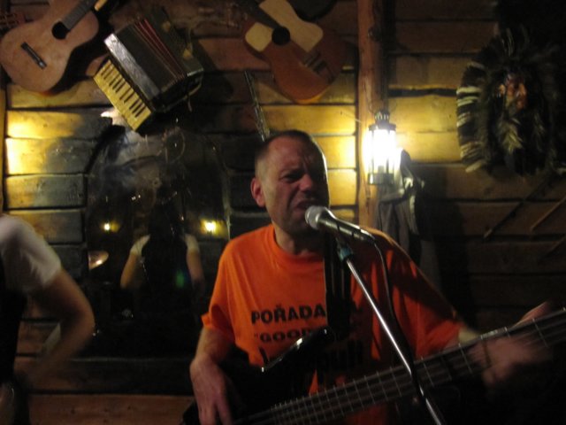 plzeacwsaloon291020108.jpg
